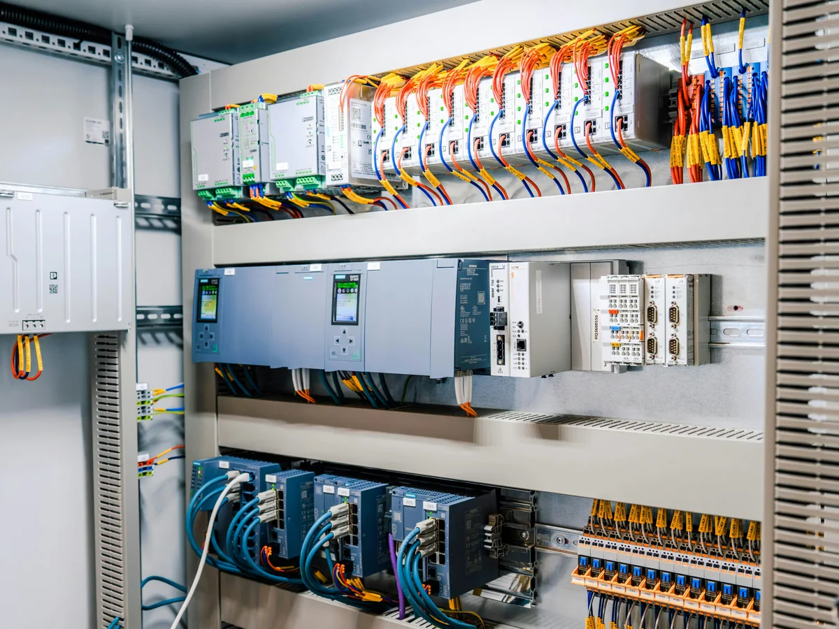 Control Panel & Cabinet Wiring