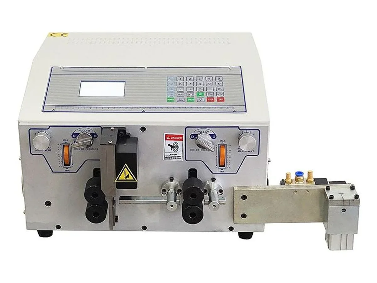 Flat Ribbon Cable Cutting and Stripping Machine for 2–12 Pin Cable WM-1220