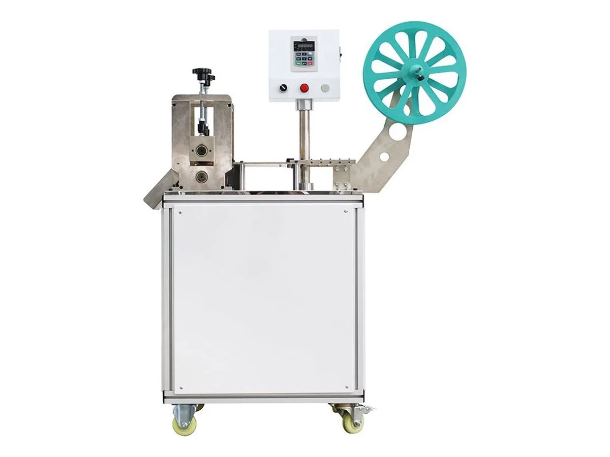 Automatic Velcro Hook and Loop Tape Roll Cutting Machine with Rotary Die, up to 150 mm Wide WM-589