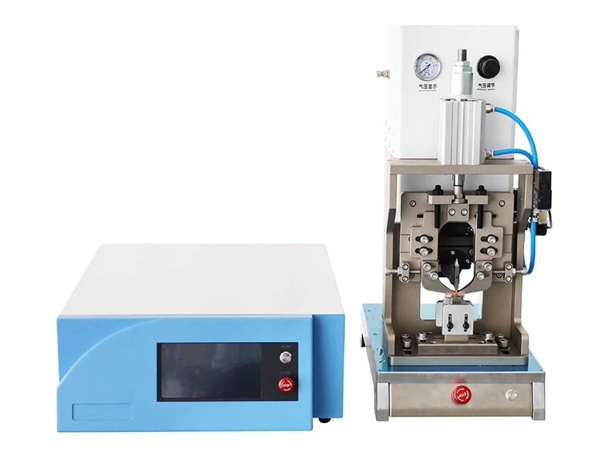 Semi-Automatic Ultrasonic Terminal Welding Machine with 5000 W Generator WM-713