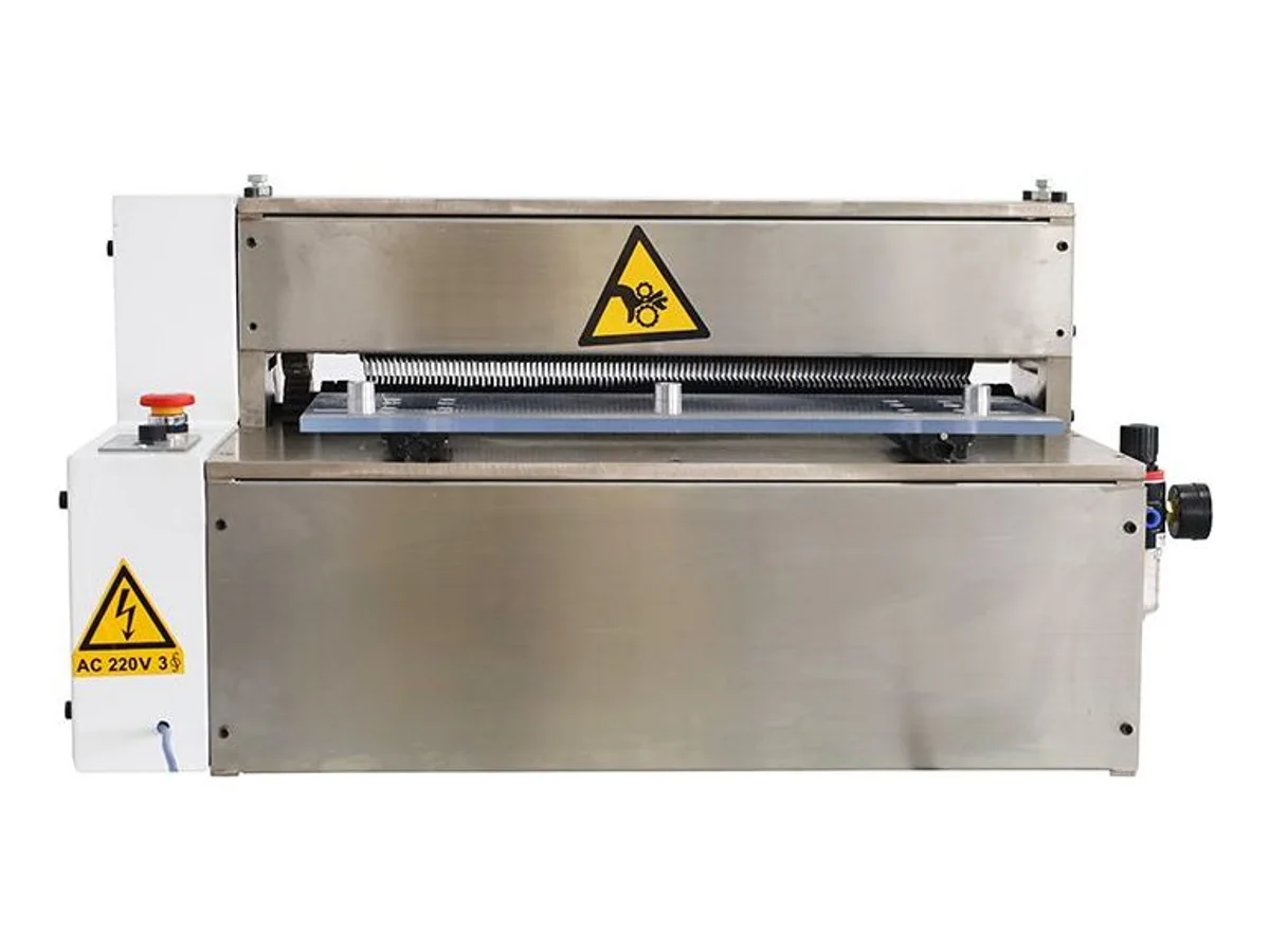 Multi-Blade Sheet Slitting Machine for Paper, Film and Foil, 103 Cutters Across 470 mm