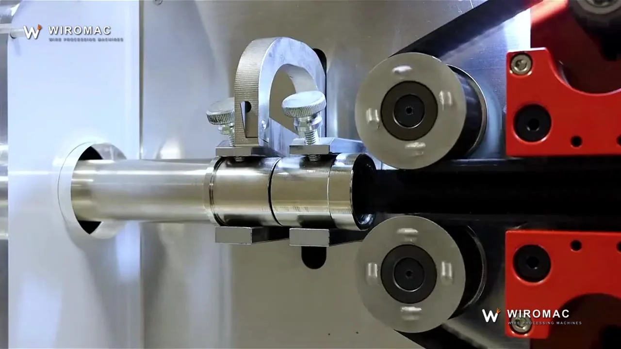 Ø5–30 mm corrugated tube cut to length on a bench machine.