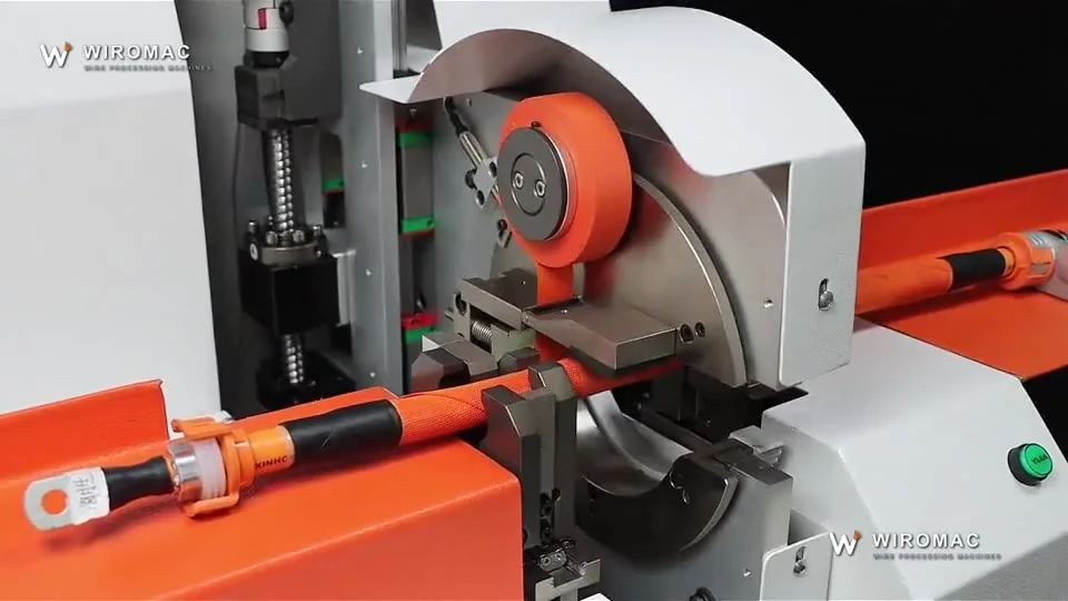 Spot and continuous wrap on the same head — bundle fed by hand.