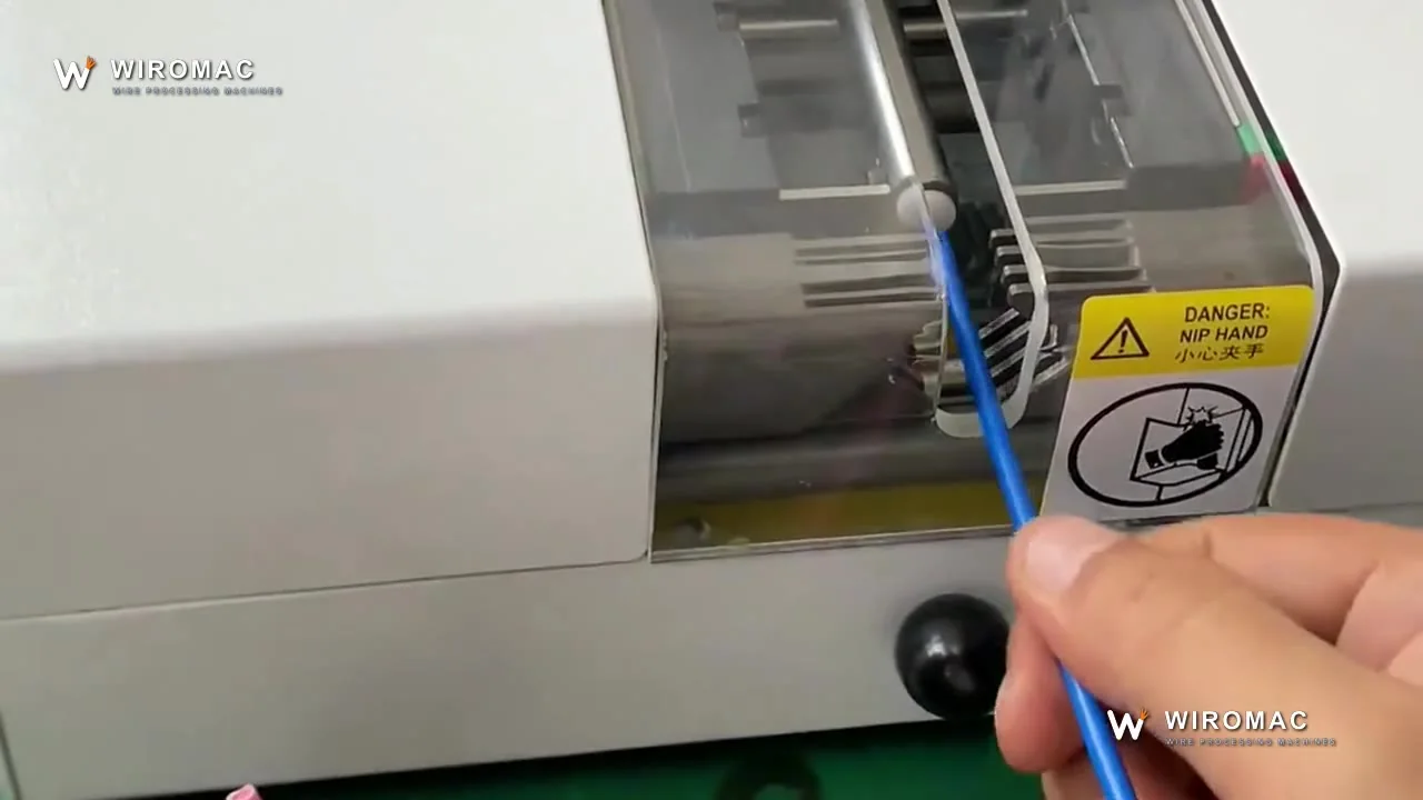 Pneumatic Wire Stripping Machine for 0.5–25 mm² Wires, No Blade Change WM-1216C