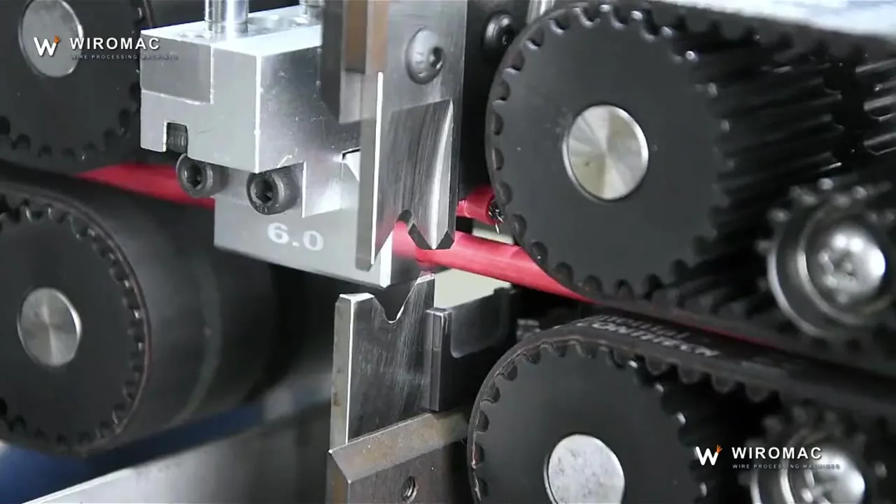 Fully Automatic Short Coaxial Cable Cutting and Stripping Machine for Ø1–6 mm Cable WM-2506D