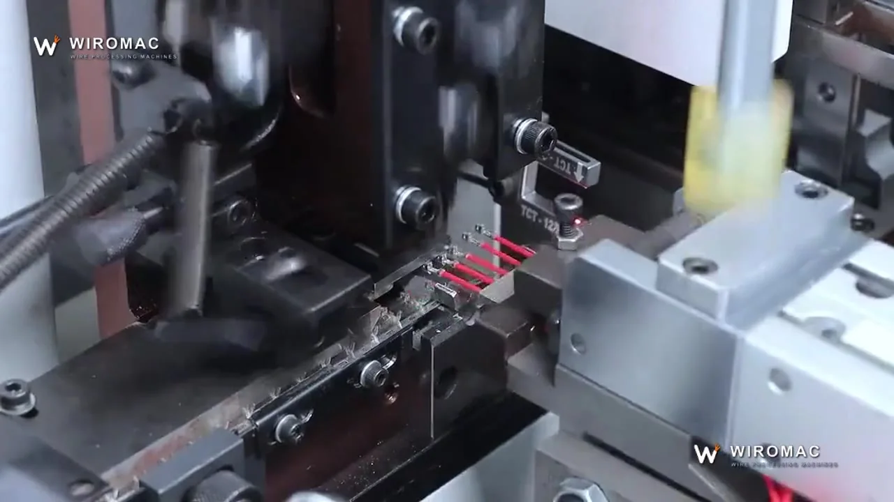 Five-Wire Automatic Stripping Tinning and Crimping Machine with Pay-Off Stand WM-462