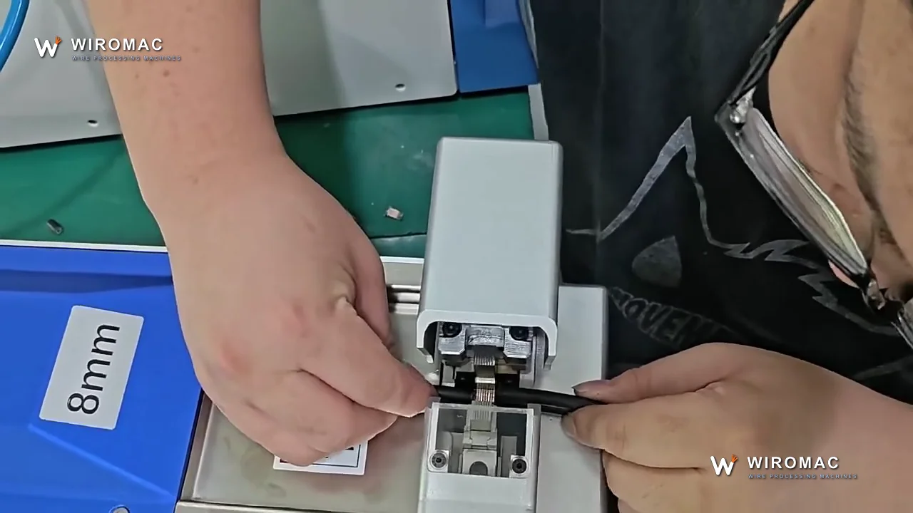 Ultrasonic Wire Welding Machine for 0.75–20 mm² Copper Splices WM-711 running